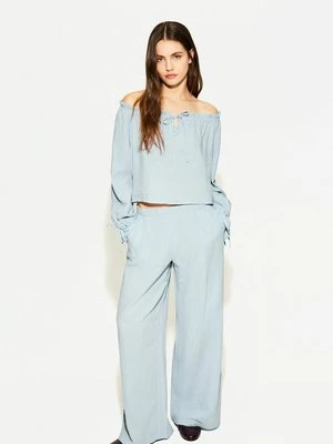 Bluzka Bershka jasnoniebieski
