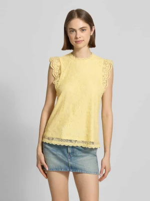 Bluzka bez rękawów o kroju shaped fit z obszyciem koronką, model „OLLINE” Pieces