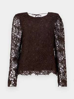 Bluzka Bruuns Bazaar