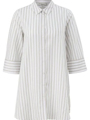 Bluzka comma casual identity