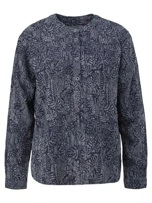 Bluzka comma casual identity