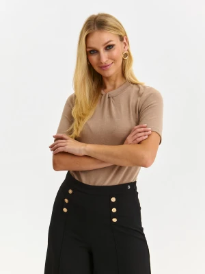 Bluzka damska bluzka krótki rękaw beżowa - SBK2930BE dopasowana, z krótkim rękawem - TOP SECRET - Odzieżowy sklep internetowy TOP SECRET