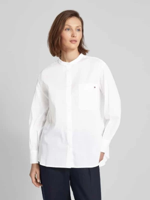 Bluzka koszulowa o kroju easy fit z kieszenią na piersi model ‘COTTON VOILE’ Tommy Hilfiger