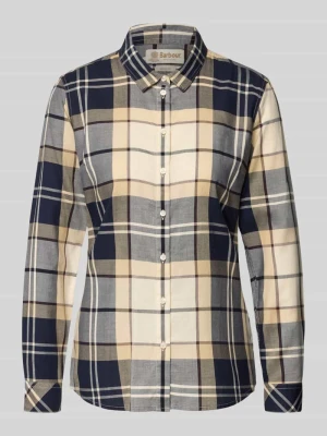 bluzka koszulowa o kroju regular fit z czystej bawełny model 'BREDON' Barbour Złamany biały