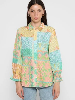 Bluzka Never Fully Dressed