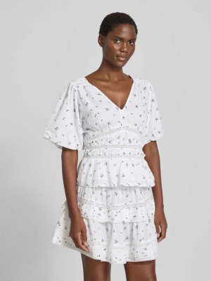 Bluzka o kroju regular fit z ażurowymi haftami, model 'Sapura' NEO NOIR Biały