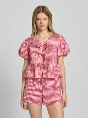 Bluzka o kroju regular fit z bufiastymi rękawami i wiązaniem Gina Tricot