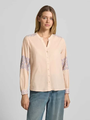bluzka o kroju regular fit z haftami i dekoltem w serek Emily Van den Bergh
