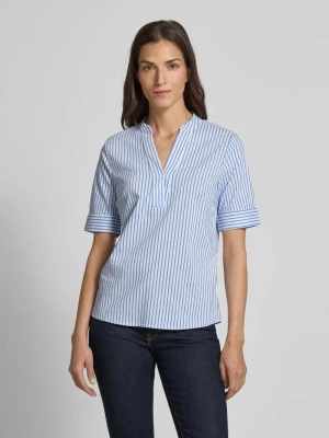 Bluzka o kroju regular fit z kołnierzem z lamówką MORE & MORE