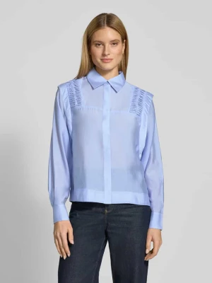 Bluzka o kroju regular fit z krytą listwą guzikową model ‘MOLLY’ Copenhagen Muse