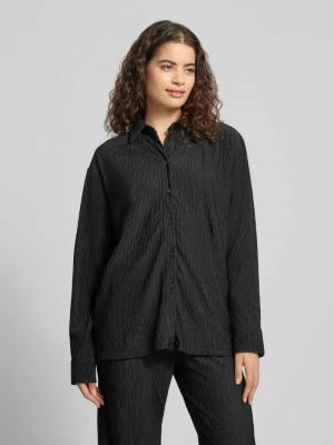 Bluzka o kroju relaxed fit z fakturowanym wzorem REVIEW Czarny