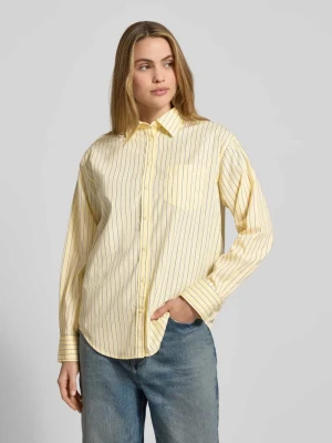 Bluzka o kroju relaxed fit z kieszenią na piersi Gant