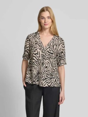 Bluzka o kroju slim fit z dekoltem w serek model ‘Larin’ FREE/QUENT