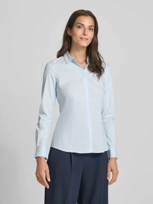 Bluzka o kroju slim fit z krytą listwą guzikową Christian Berg Woman Selection