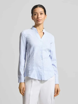 Bluzka o kroju slim fit ze stójką i dekoltem w serek MORE & MORE