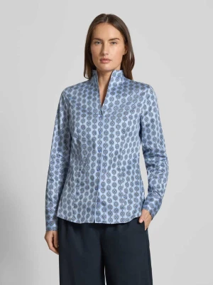 Bluzka o kroju slim fit ze wzorem na całej powierzchni i stójką Eterna
