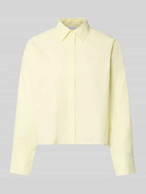 Bluzka o pudełkowym kroju z krytą listwą guzikową model ‘BLAIRE’ Copenhagen Muse