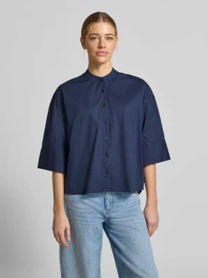 Bluzka o pudełkowym kroju ze stójką i rękawem o dł. 3/4 Emily Van den Bergh