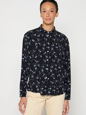 Bluzka & Other Stories