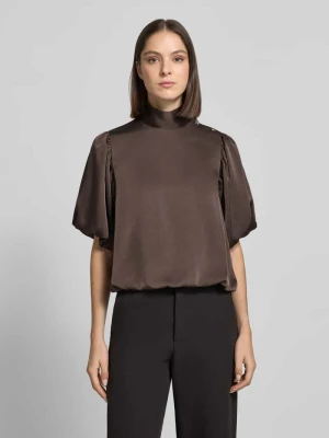 bluzka satynowa o kroju regular fit z bufiastymi rękawami model 'Parisa' NEO NOIR Ciemnobrązowy