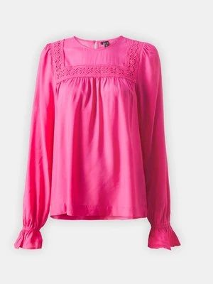 Bluzka Vero Moda Petite