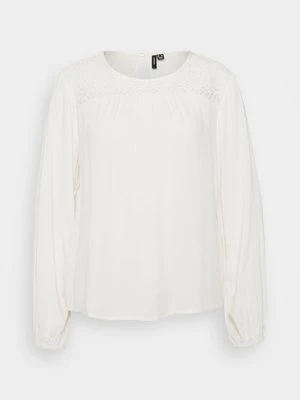 Bluzka Vero Moda mleczny