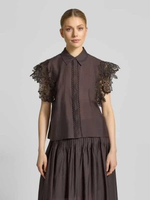 Bluzka w kroju regular fit z koronkowym wykończeniem model 'MOLLY' Copenhagen Muse