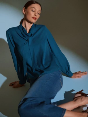 Bluzka w turkusowym kolorze Greenpoint