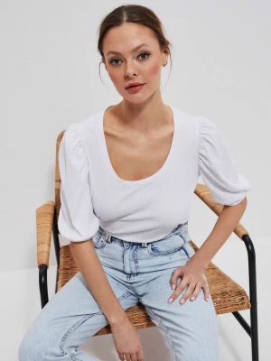 Bluzka z bufiastymi rękawami biała Moodo