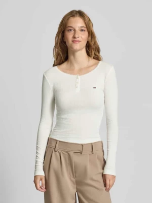 Bluzka z dekoltem henley i prążkowaną fakturą Tommy Jeans