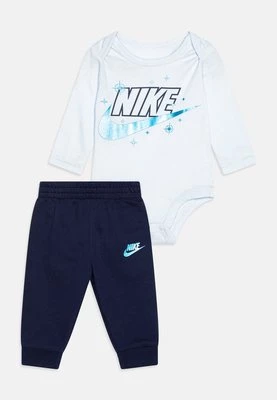 Bluzka z długim rękawem Nike Sportswear