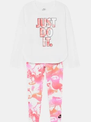 Zdjęcie produktu Bluzka z długim rękawem Nike Sportswear