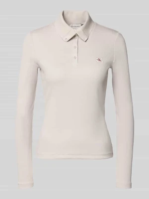 Bluzka z długim rękawem o kroju slim fit z mieszanki bawełny Calvin Klein Jeans Jasnoszary