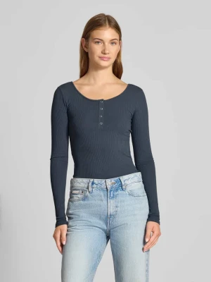 Bluzka z długim rękawem o kroju slim fit z mieszanki bawełny model ‘KITTE’ Pieces