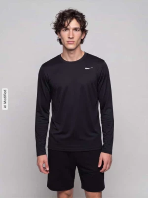 bluzka z długim rękawem sport o kroju regular fit z okrągłym dekoltem Nike Czarny