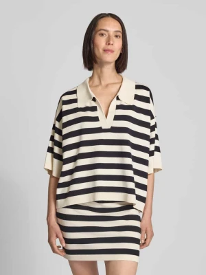 Bluzka z dzianiny z wykładanym kołnierzem i dekoltem w serek Gestuz