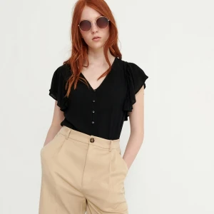 Bluzka z kreszowanej tkaniny House