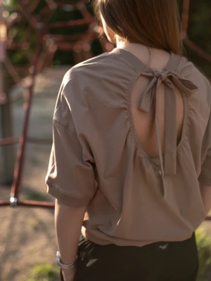 Bluzka z krótkim rękawem CHER : Rozmiar - L 5905068248423 by Insomnia