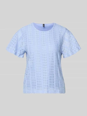Bluzka z krótkim rękawem z haftem angielskim model 'CASSANDRA' Vero Moda