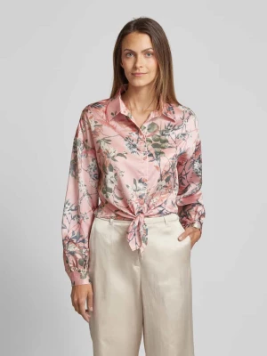 Bluzka z kwiatowym nadrukiem model ‘BOWED JUN’ Guess