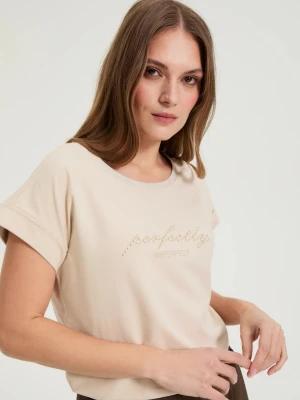 Bluzka z napisem beżowa Moodo
