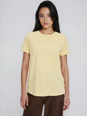 Bluzka z ozdobnymi guzikami żółta Moodo