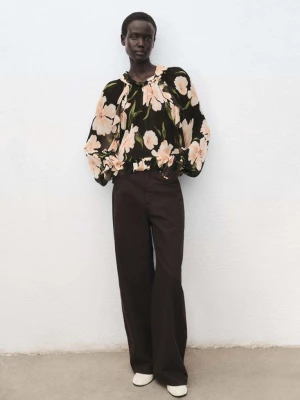 Bluzka z półprzezroczystej tkaniny w kwiaty czarny - Kobieta - - MANGO