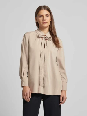 Bluzka z wiązanym detalem More