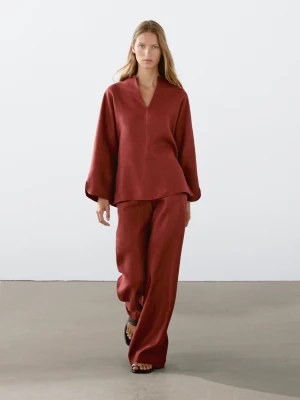 Bluzka Ze 100% Lnu Z Rozcięciem Na Dekolcie - Ciemnoczer - - Massimo Dutti - Kobieta