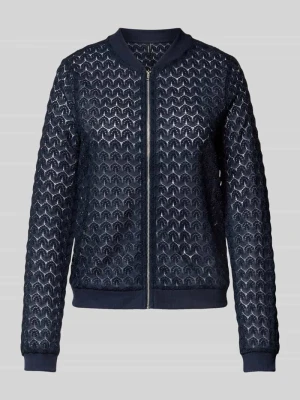 Bluzon o kroju regular fit z koronki model ‘BECCA’ Vero Moda