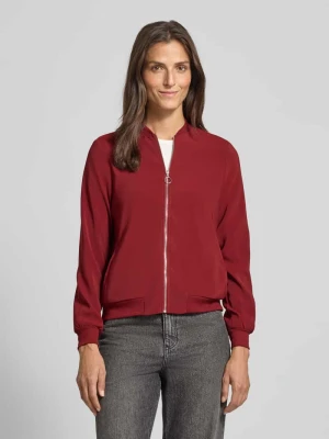 Bluzon o kroju regular fit ze stójką model ‘COCO’ Vero Moda