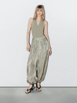 Błyszczące Spodnie Typu Sarouel − Studio - Jasnozielony - - Massimo Dutti - Kobieta