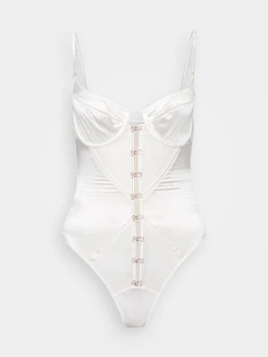 Body KIKI DE MONTPARNASSE