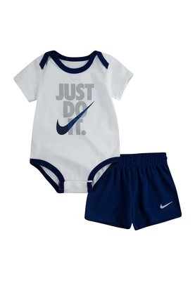 Body Nike Sportswear